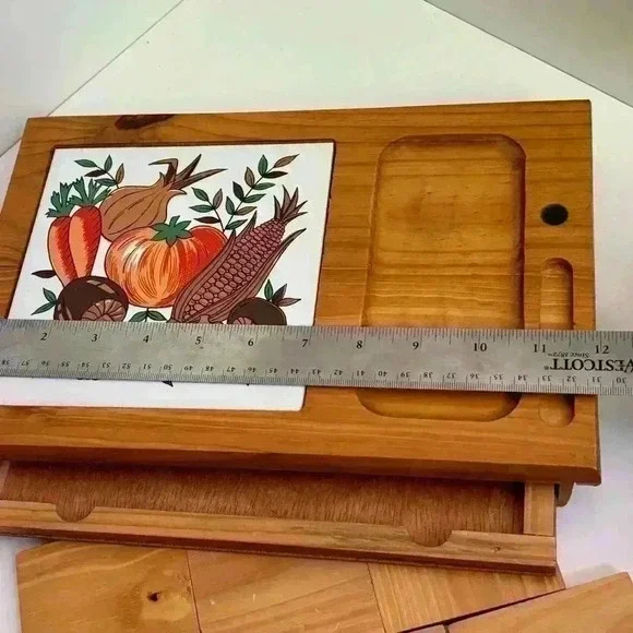 Vintage Goodwood Vegetable and Cheese board  with tile insert - Picture 10 of 10